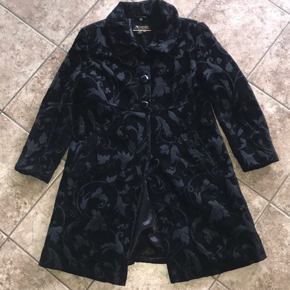 novelti Pea Coat Size 7/8